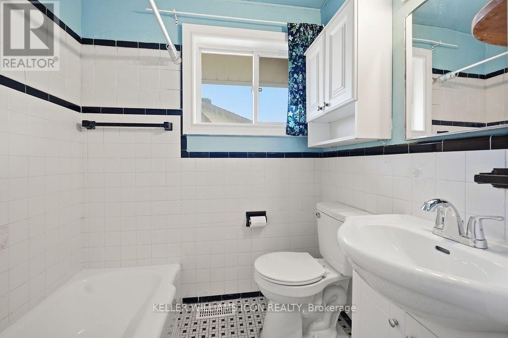 873 Woodroffe Avenue, Ottawa, ON, K2A 2G5 - 29