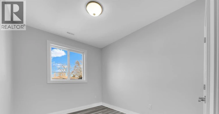4-3549 Peter Street, Windsor, ON, N9C 1J6 - 14