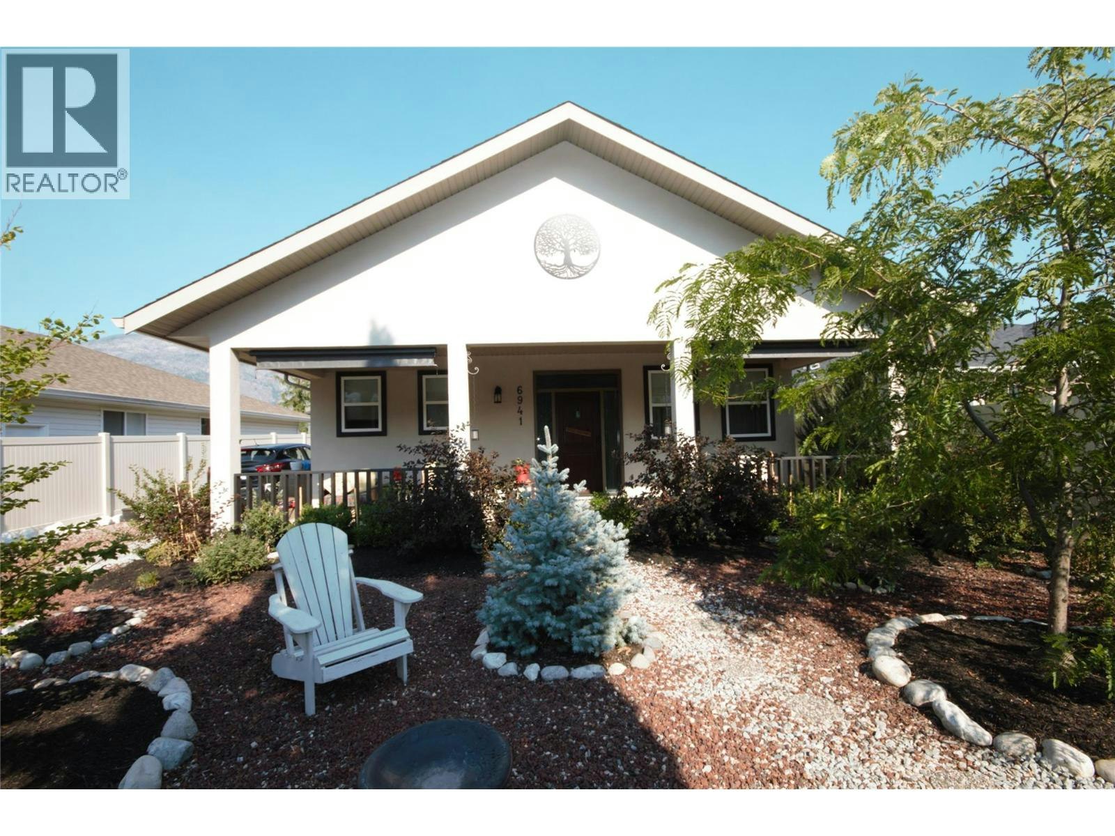 6941 Meadows Drive, Oliver, BC, V0H 1T4