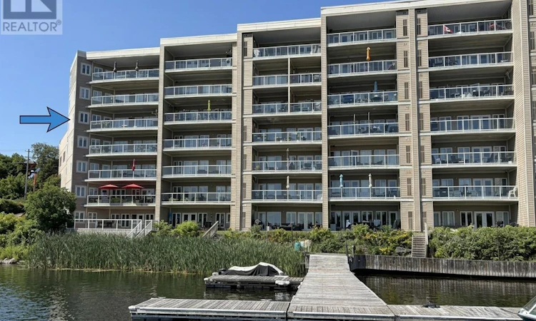 401-5 Bay Road