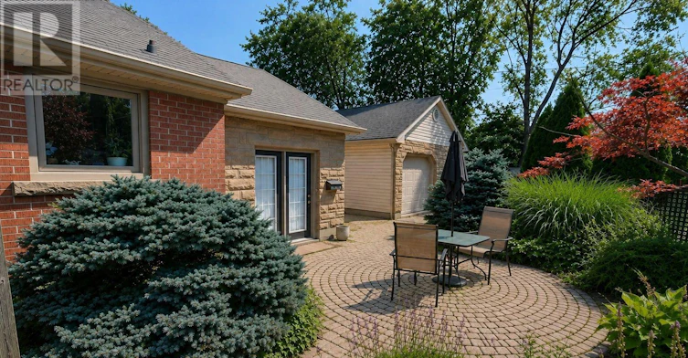 139 South Drive, St. Catharines, ON, L2R 4W1 - 4
