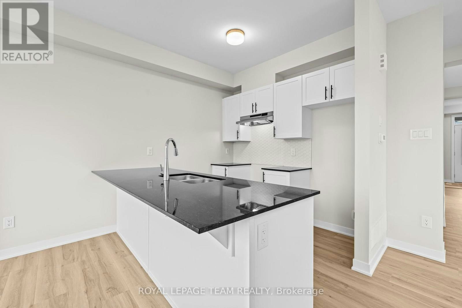 741 Haflinger Row, Ottawa, ON, K0A 2Z0 - 8