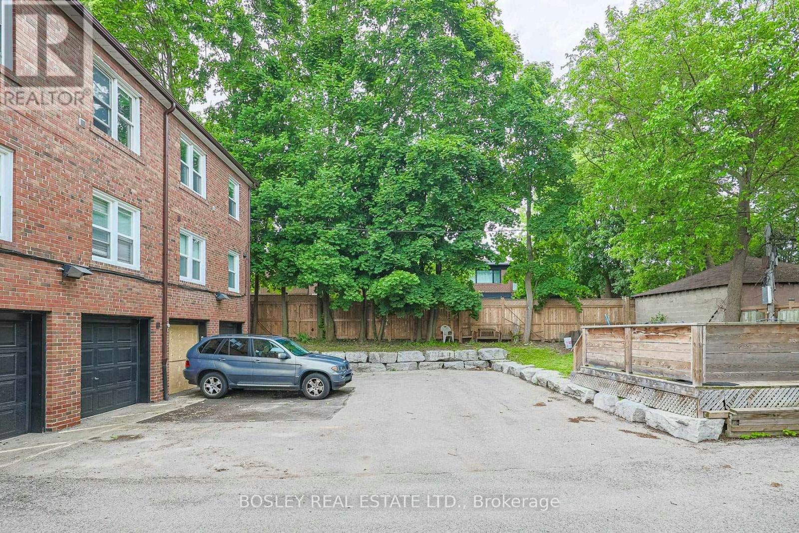 3-20 Markdale Avenue, Toronto, ON, M6C 1S9 - 27