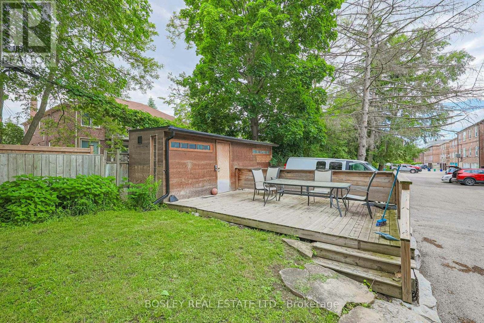 3-20 Markdale Avenue, Toronto, ON, M6C 1S9 - 28