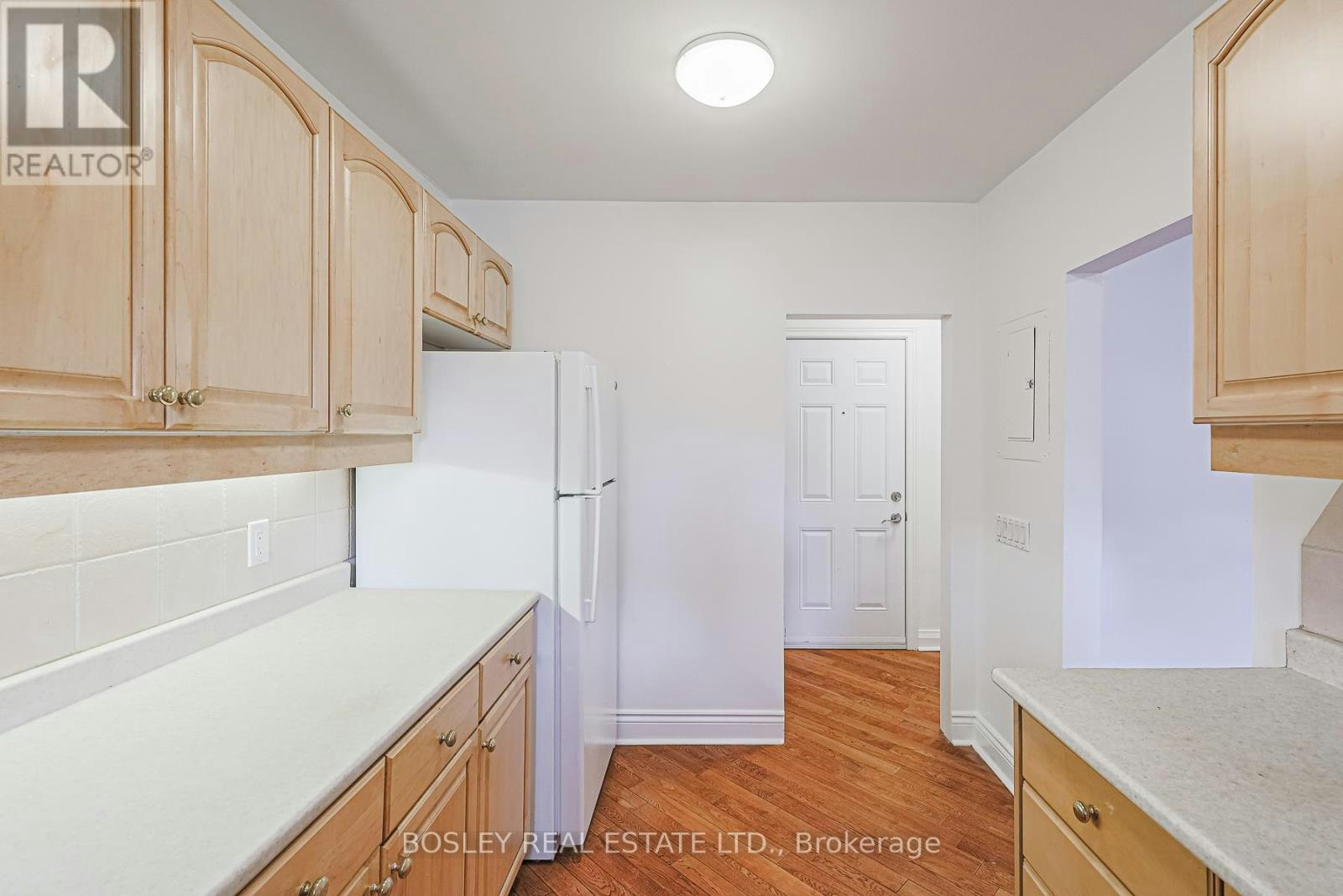 3-20 Markdale Avenue, Toronto, ON, M6C 1S9 - 18