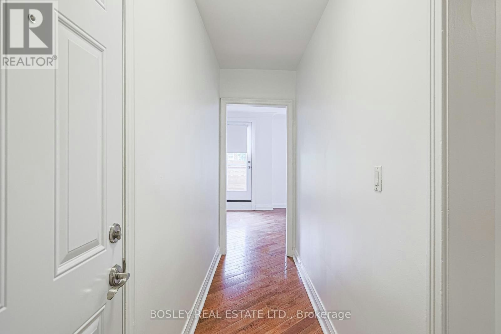 3-20 Markdale Avenue, Toronto, ON, M6C 1S9 - 4