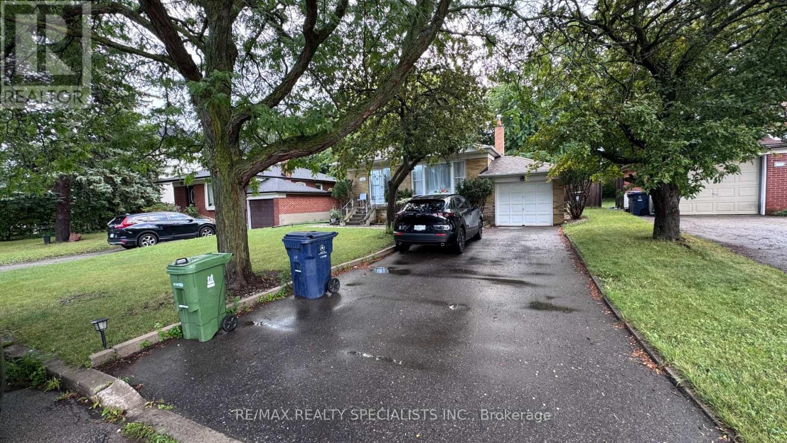 BASEMENT-131 Searle Avenue, Toronto, ON, M3H 4B1