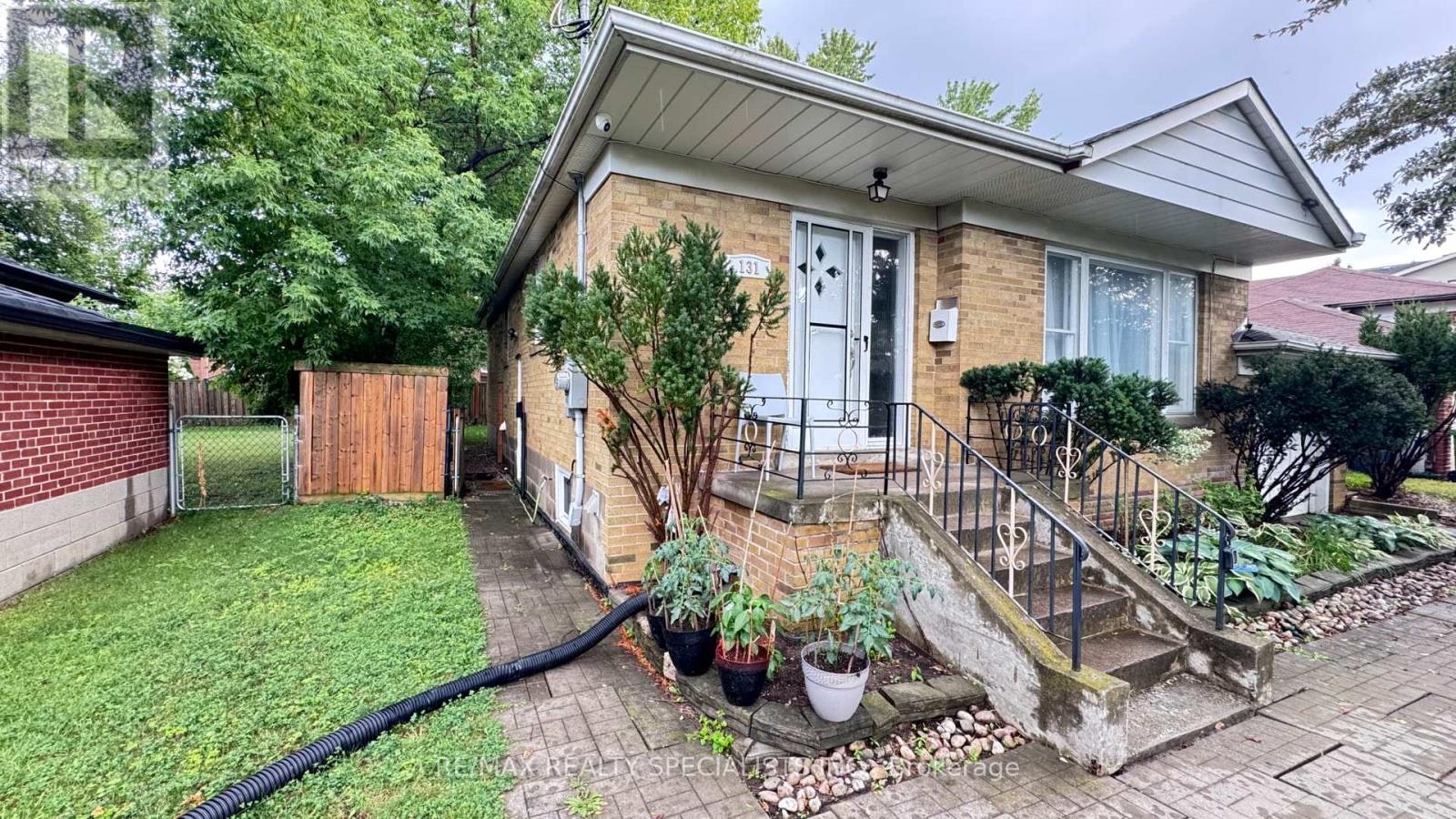 BASEMENT-131 Searle Avenue, Toronto, ON, M3H 4B1 - 2