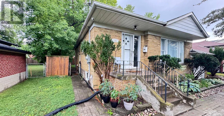 BASEMENT-131 Searle Avenue, Toronto, ON, M3H 4B1 - 2