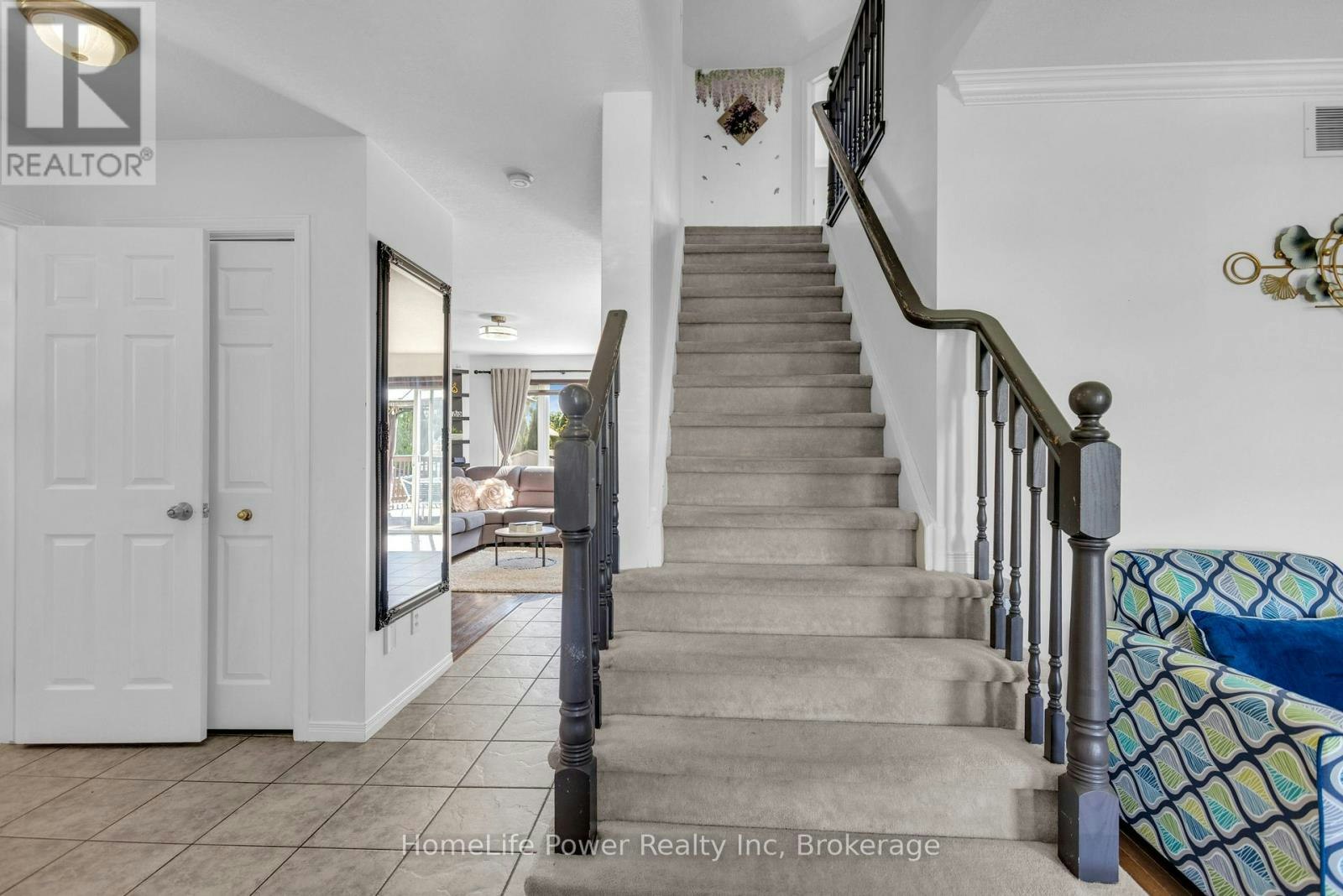 35 Borland Drive, Guelph, ON, N1G 5B5 - 4