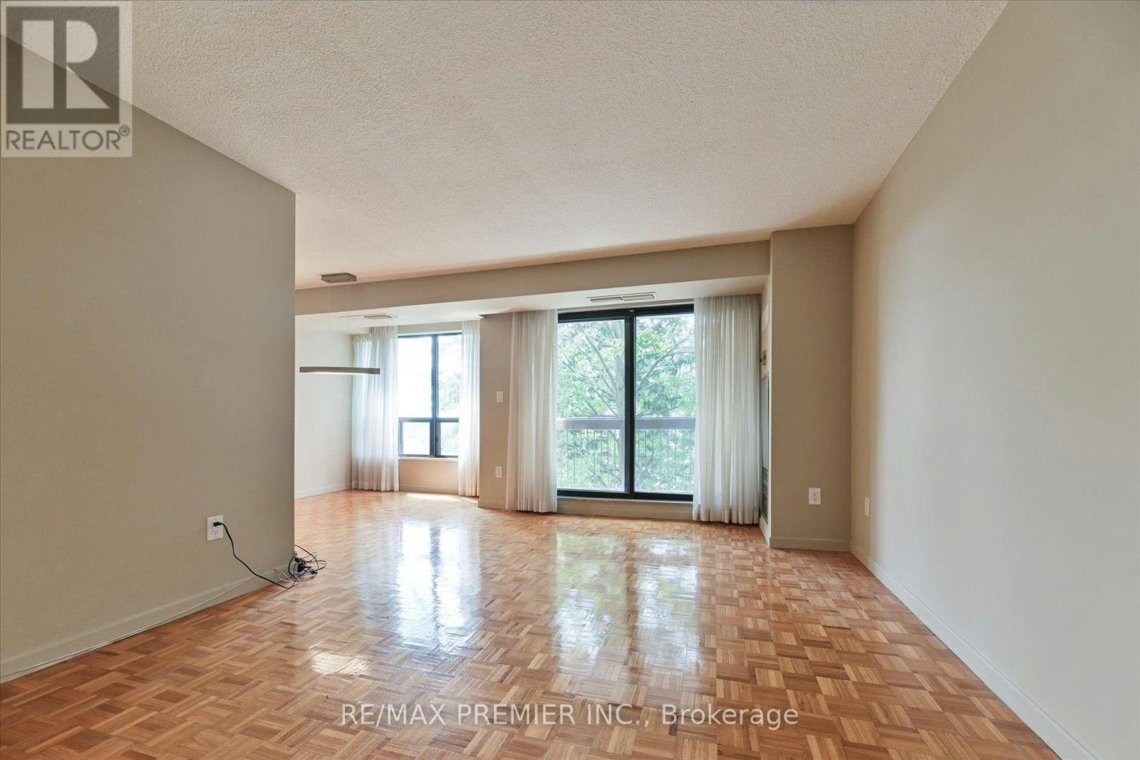 403-3734 St Clair Avenue E, Toronto, ON, M1M 1T7 - 8