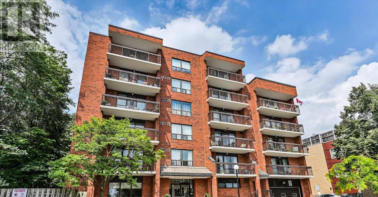 403-3734 St Clair Avenue E, Toronto, ON, M1M 1T7