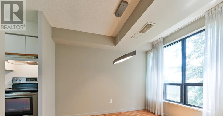 403-3734 St Clair Avenue E, Toronto, ON, M1M 1T7 - 10