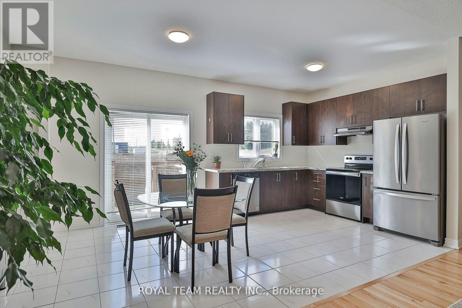 1246 Peelar Crescent, Innisfil, ON, L0L 1W0 - 10