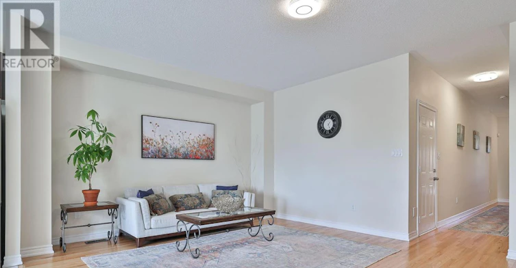 1246 Peelar Crescent, Innisfil, ON, L0L 1W0 - 7