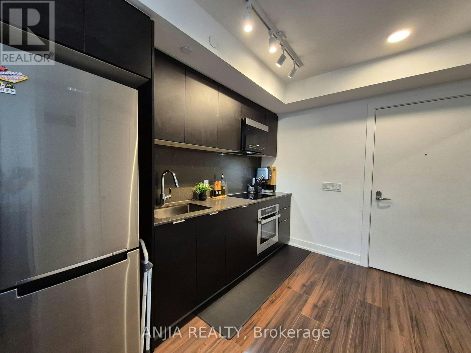 321-8 Cedarland Drive, Markham, ON, L6G 0H4 - 6