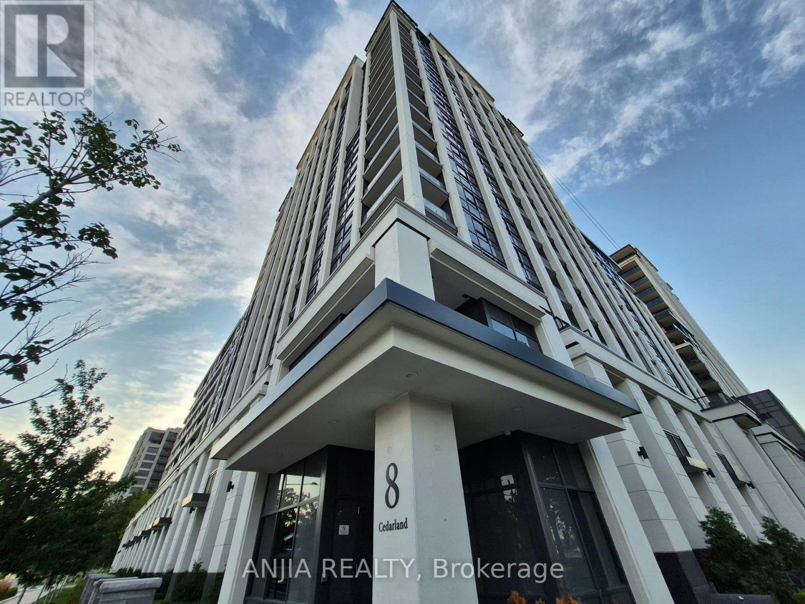 321-8 Cedarland Drive, Markham, ON, L6G 0H4 - 2
