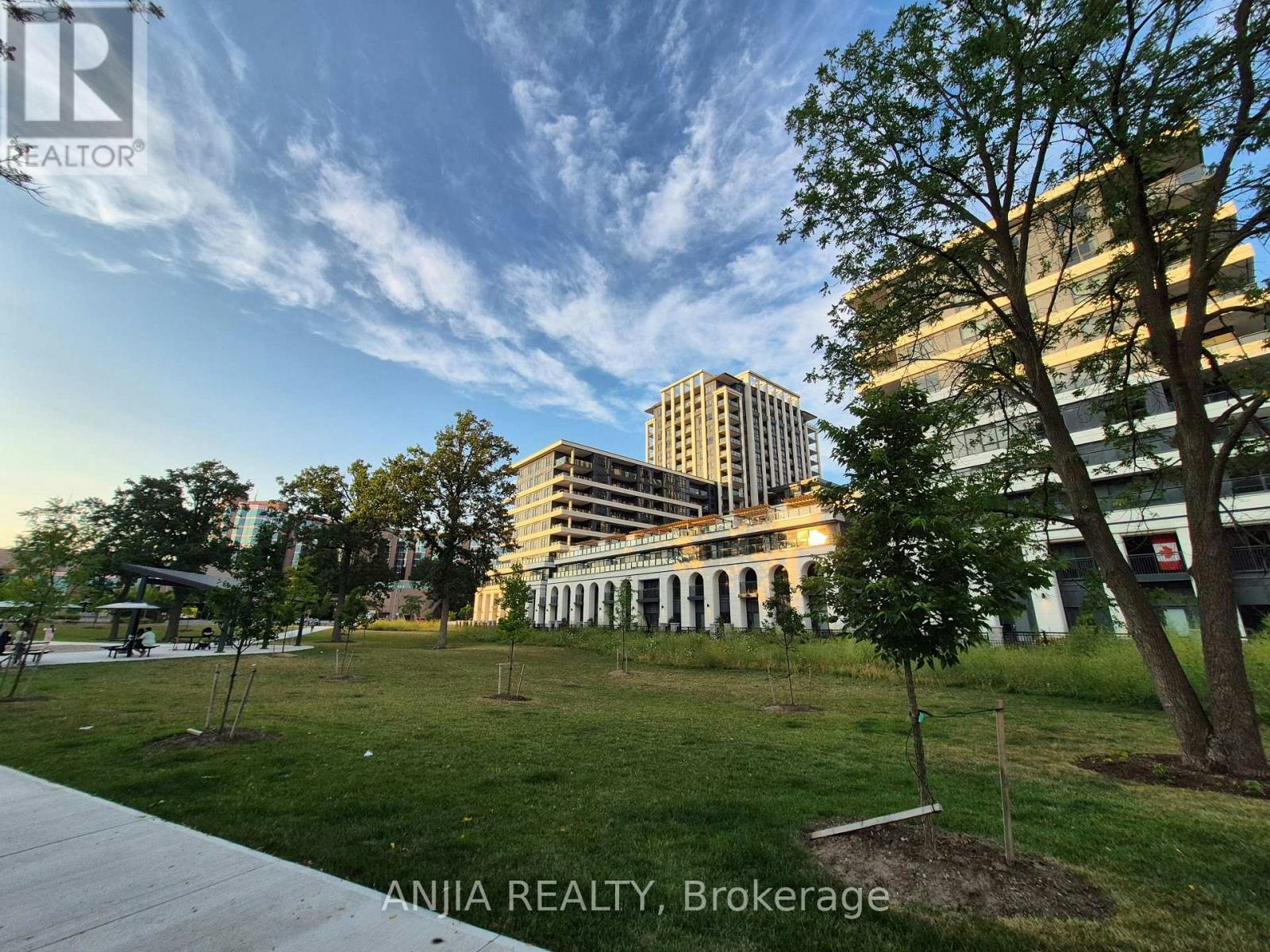321-8 Cedarland Drive, Markham, ON, L6G 0H4 - 38