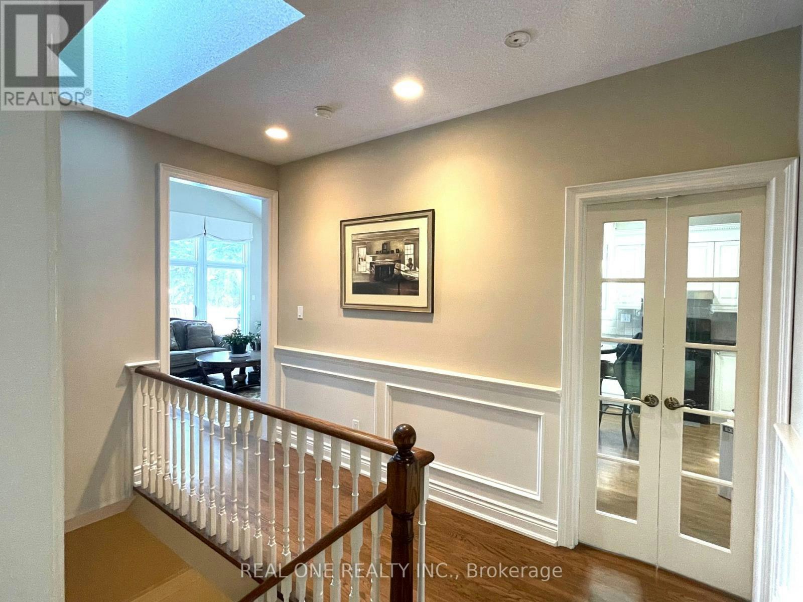 207 Kennedy Street W, Aurora, ON, L4G 2L9 - 6