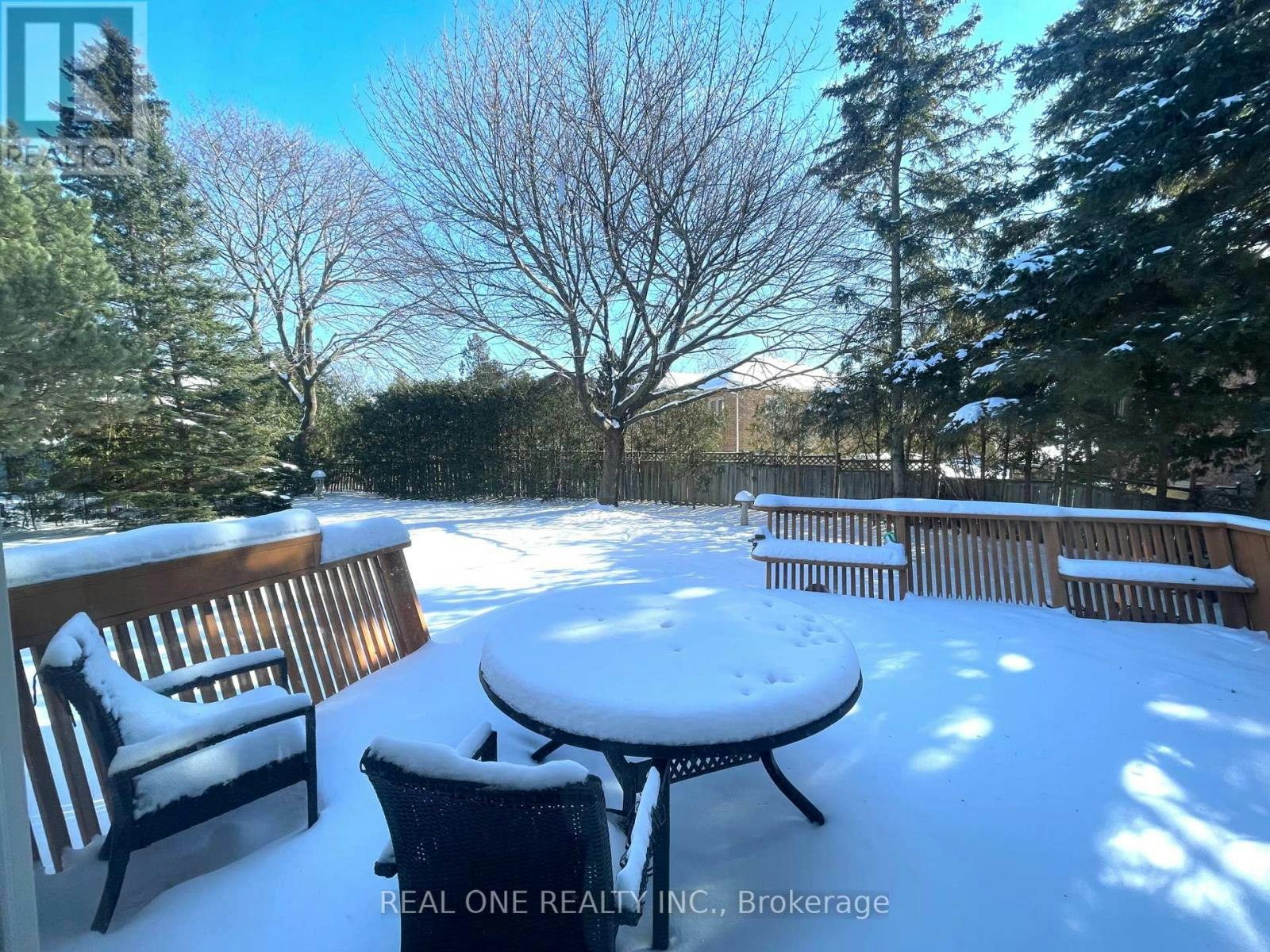 207 Kennedy Street W, Aurora, ON, L4G 2L9 - 12
