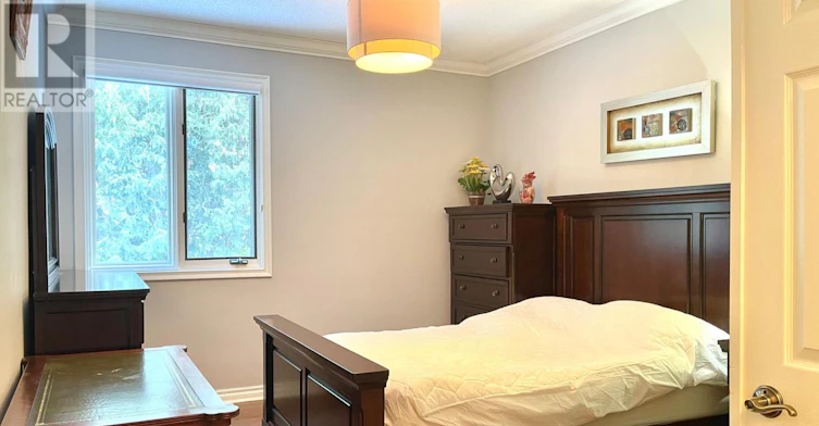 207 Kennedy Street W, Aurora, ON, L4G 2L9 - 8