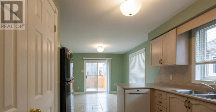 UPPER-238 Wessenger Drive, Barrie, ON, L4N 8R4 - 5