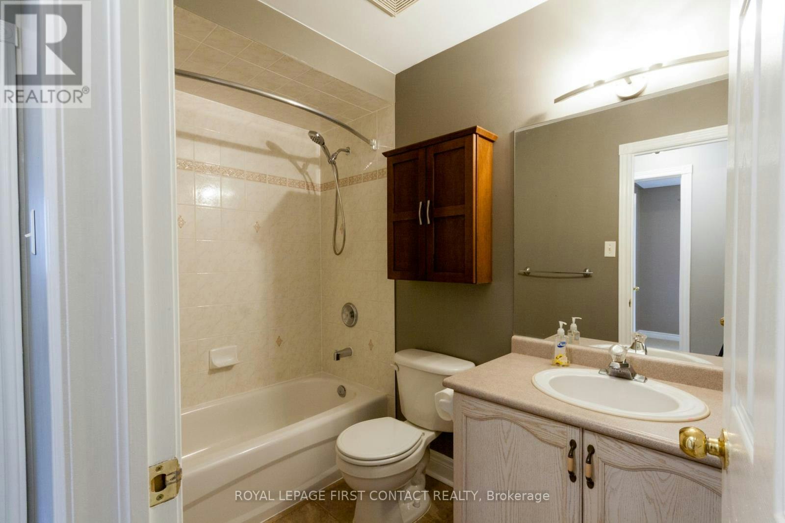 UPPER-238 Wessenger Drive, Barrie, ON, L4N 8R4 - 16