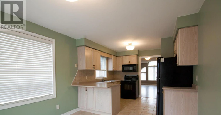 UPPER-238 Wessenger Drive, Barrie, ON, L4N 8R4 - 6