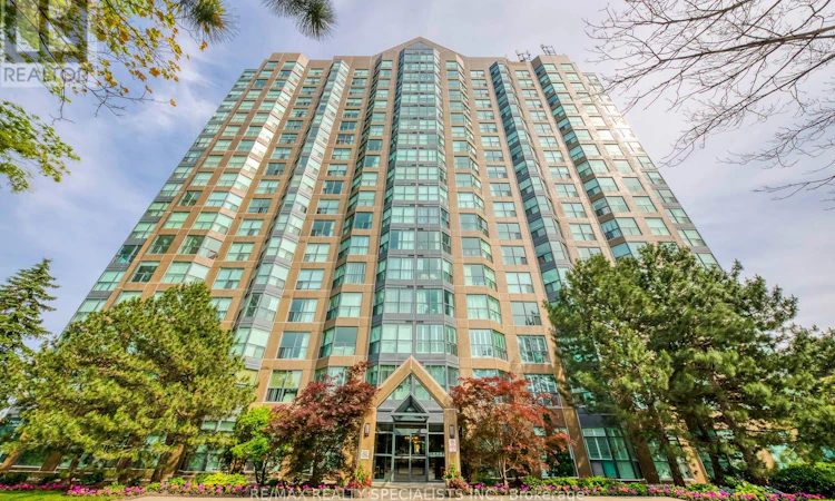 1605-2177 Burnhamthorpe Road W
