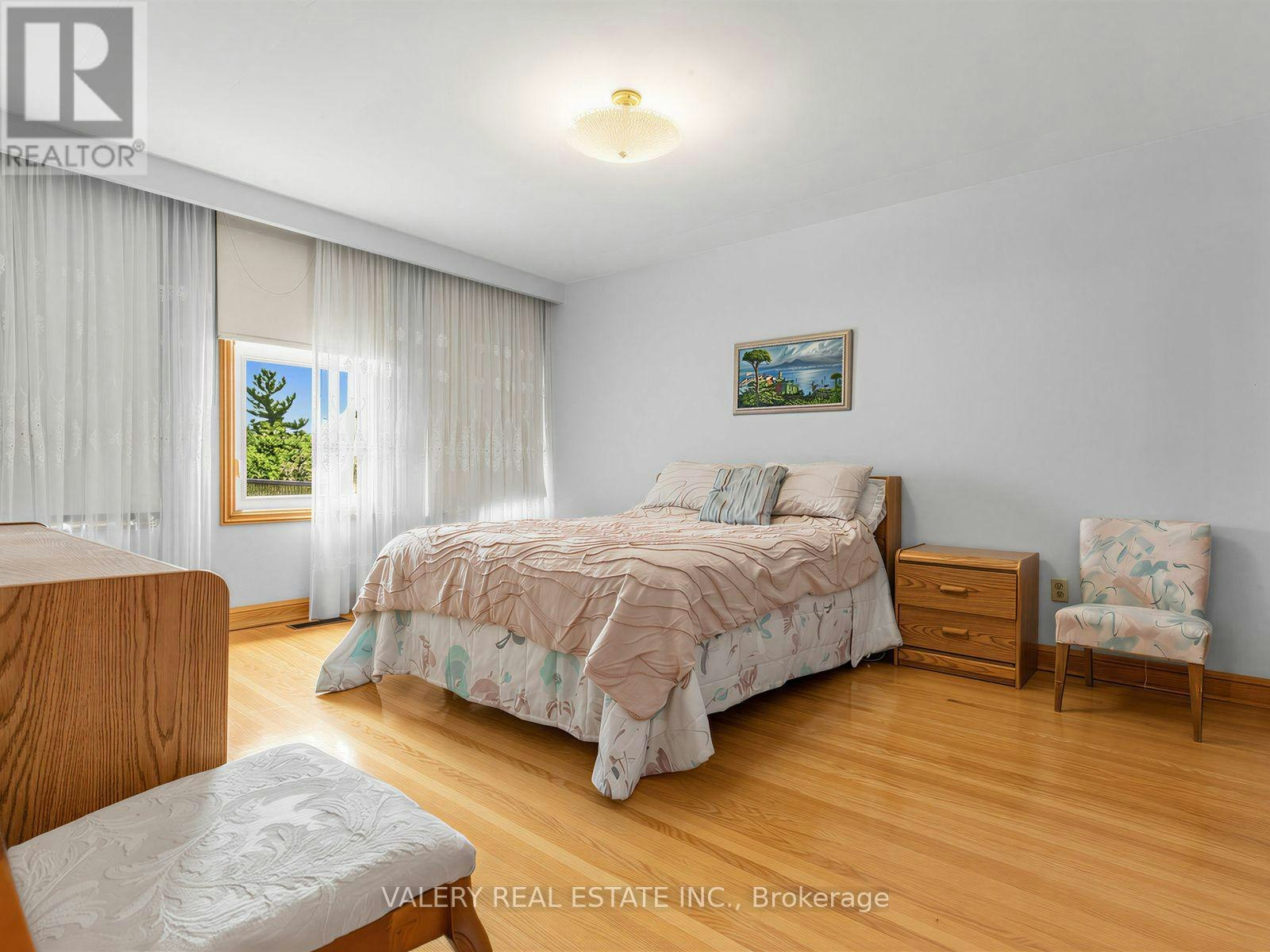 370 Maple Leaf Drive, Toronto, ON, M6L 1P6 - 29