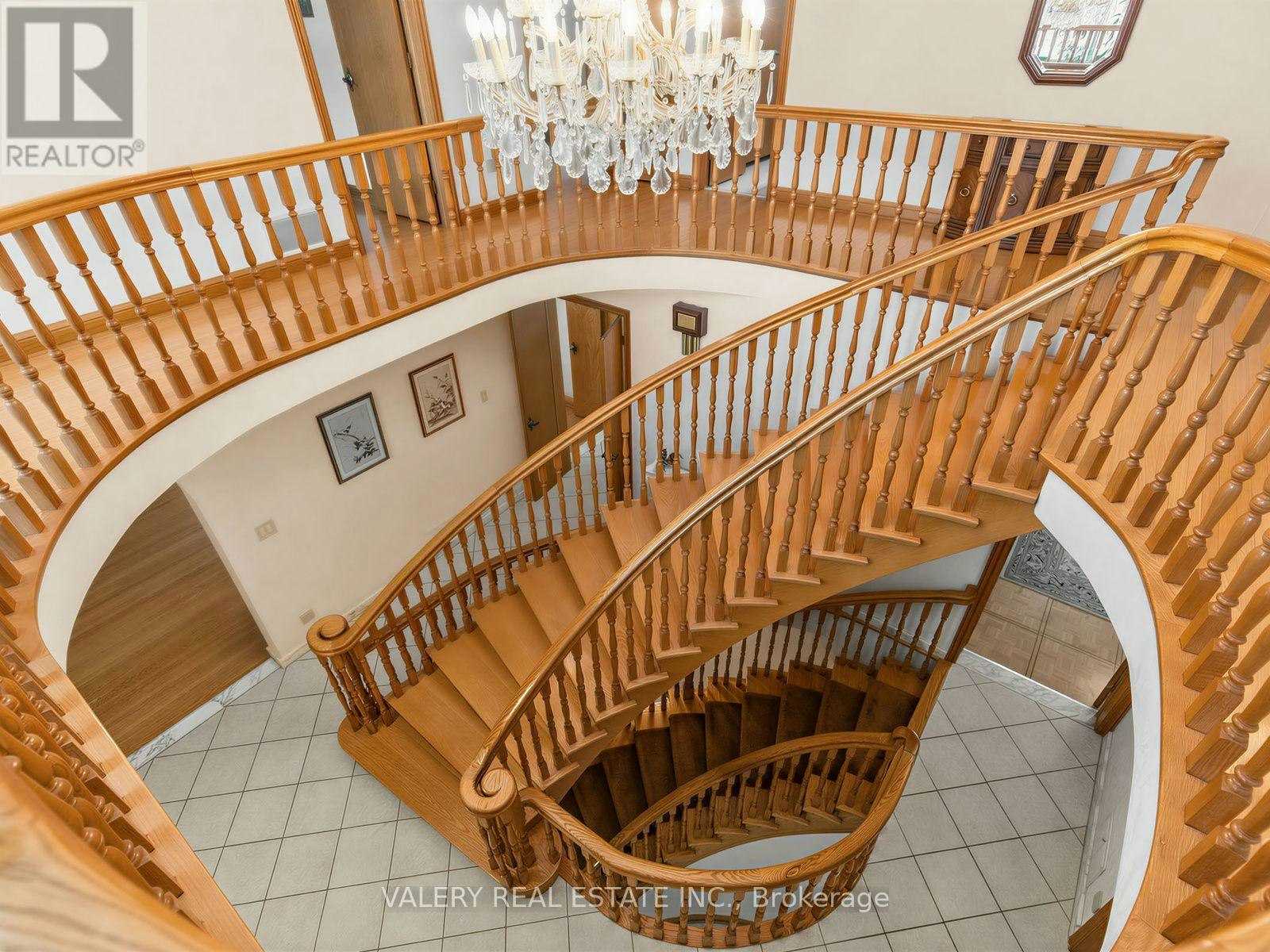 370 Maple Leaf Drive, Toronto, ON, M6L 1P6 - 20