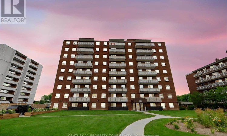 105-851 Queenston Road