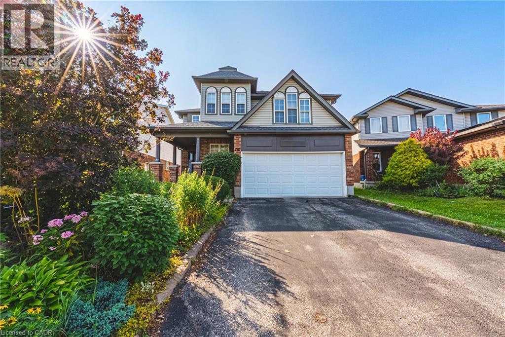 140 Country Club Drive, Cambridge, ON, N1T 2B6