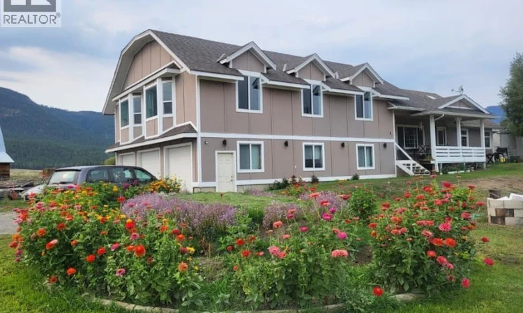5556 Vernon/Kamloops Highway
