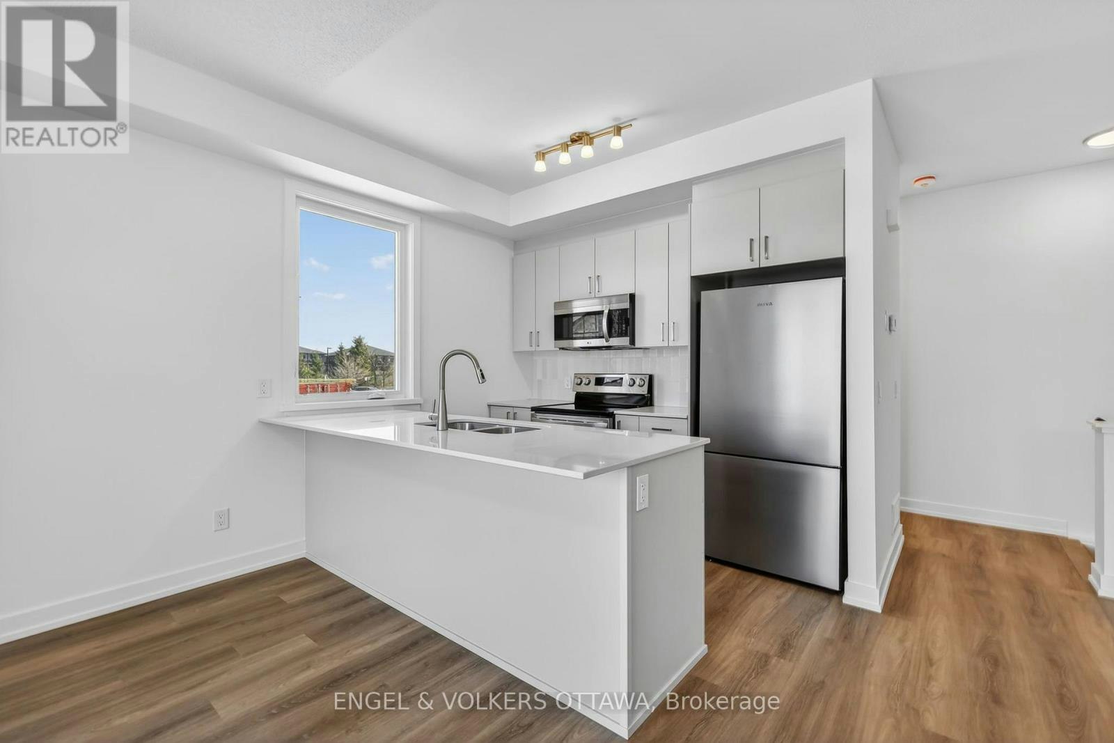 138 Stardust Private, Ottawa, ON, K1T 3W6 - 18