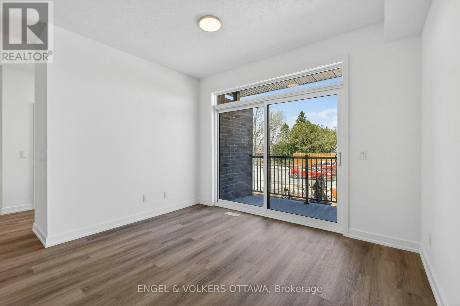 138 Stardust Private, Ottawa, ON, K1T 3W6 - 21