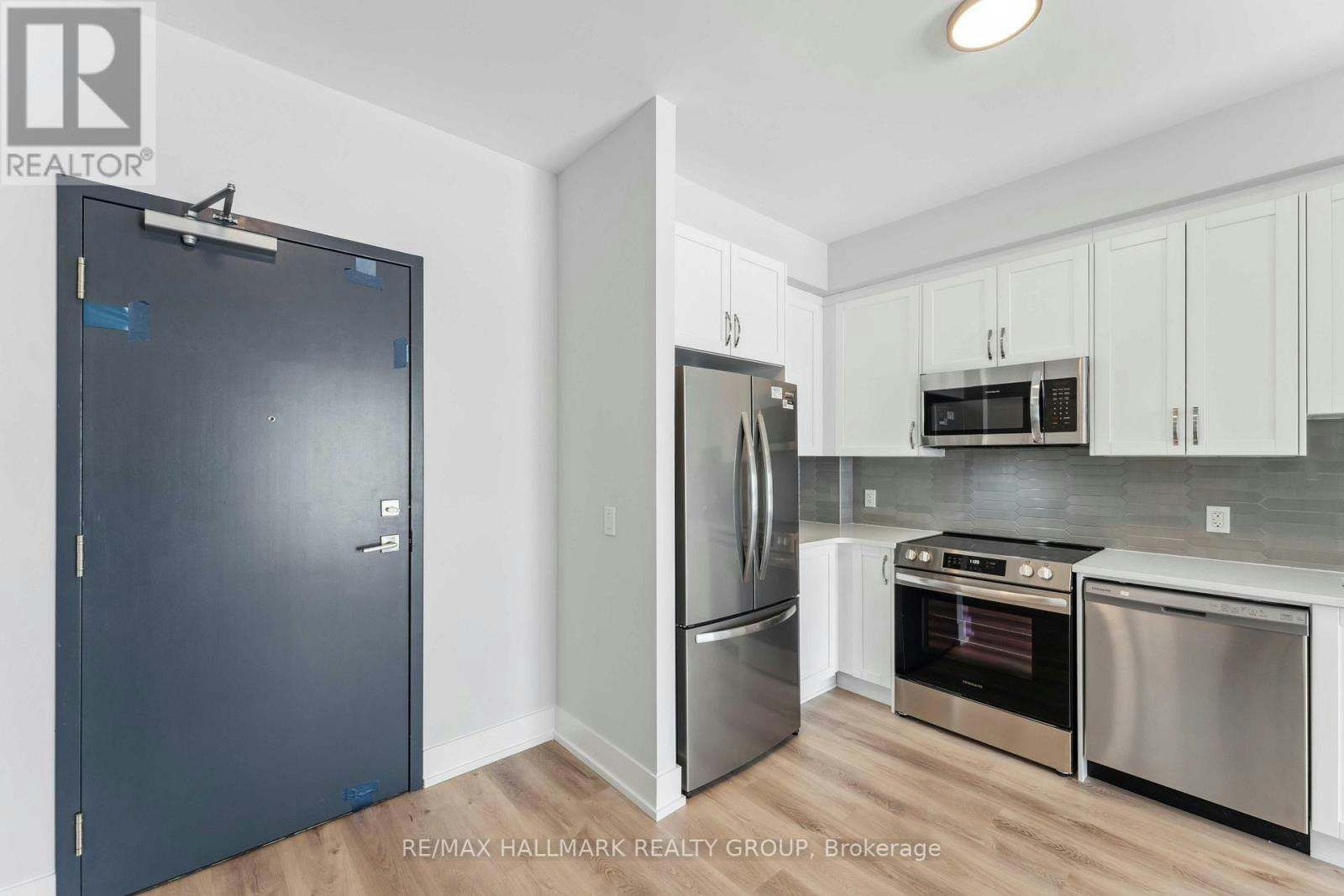 319-397 Codd's Road, Ottawa, ON, K2K 2M5 - 4