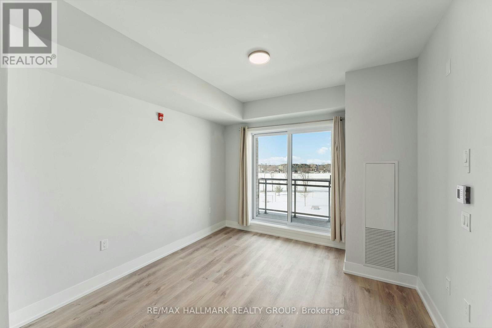 319-397 Codd's Road, Ottawa, ON, K2K 2M5 - 10