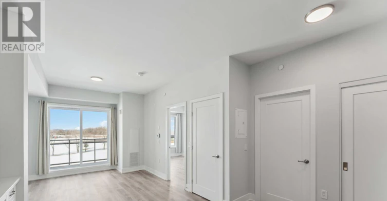319-397 Codd's Road, Ottawa, ON, K2K 2M5 - 9