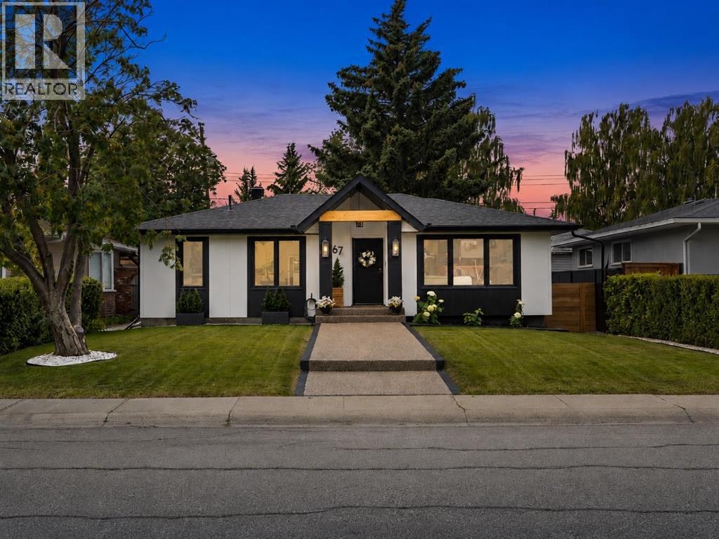 67 Hollyburn Road SW, Calgary, AB, T2V 3H2