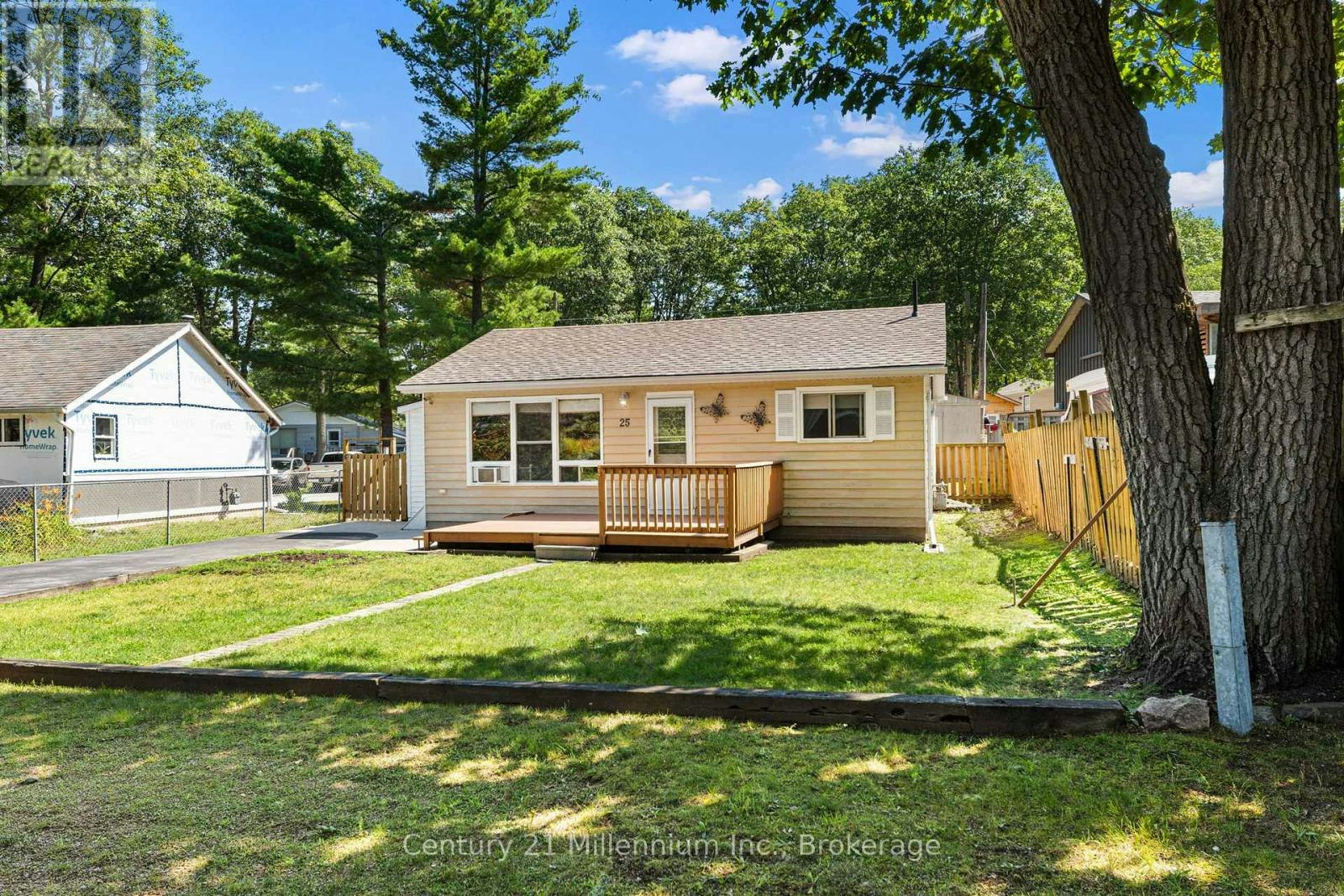 25 Glendale Avenue, Wasaga Beach, ON, L9Z 2T1