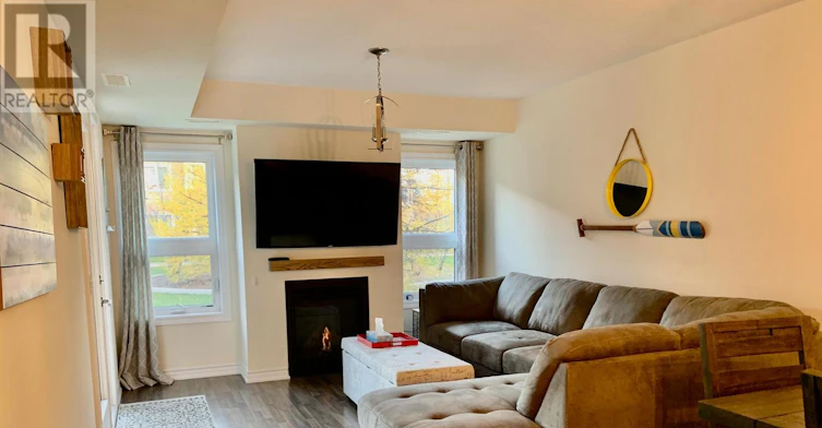 102-4 Cove Court, Collingwood, ON, L9Y 0Y6 - 9