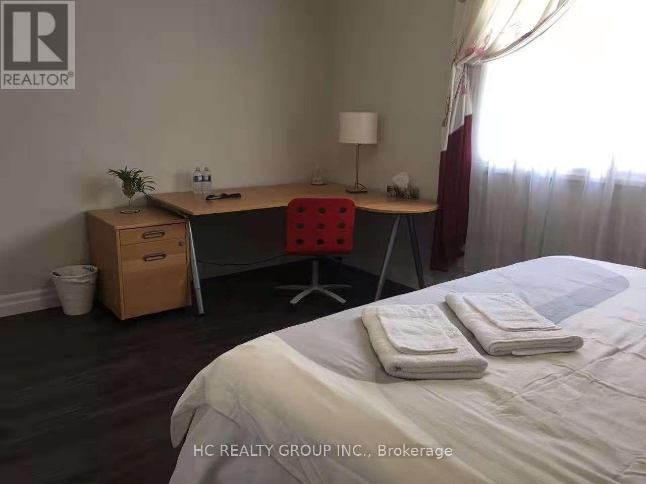 UPPER-102 Peckham Avenue, Toronto, ON, M2R 2V5 - 10