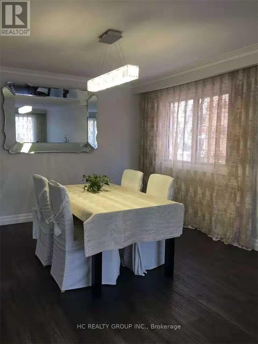 UPPER-102 Peckham Avenue, Toronto, ON, M2R 2V5 - 5