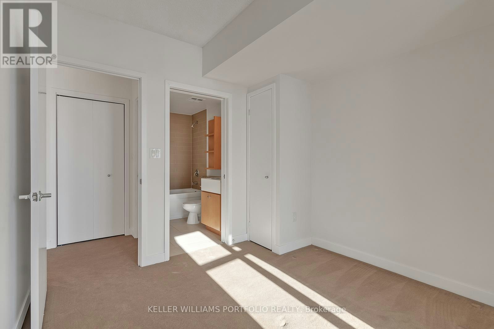 2910-10 Navy Wharf Court, Toronto, ON, M5V 3V2 - 18