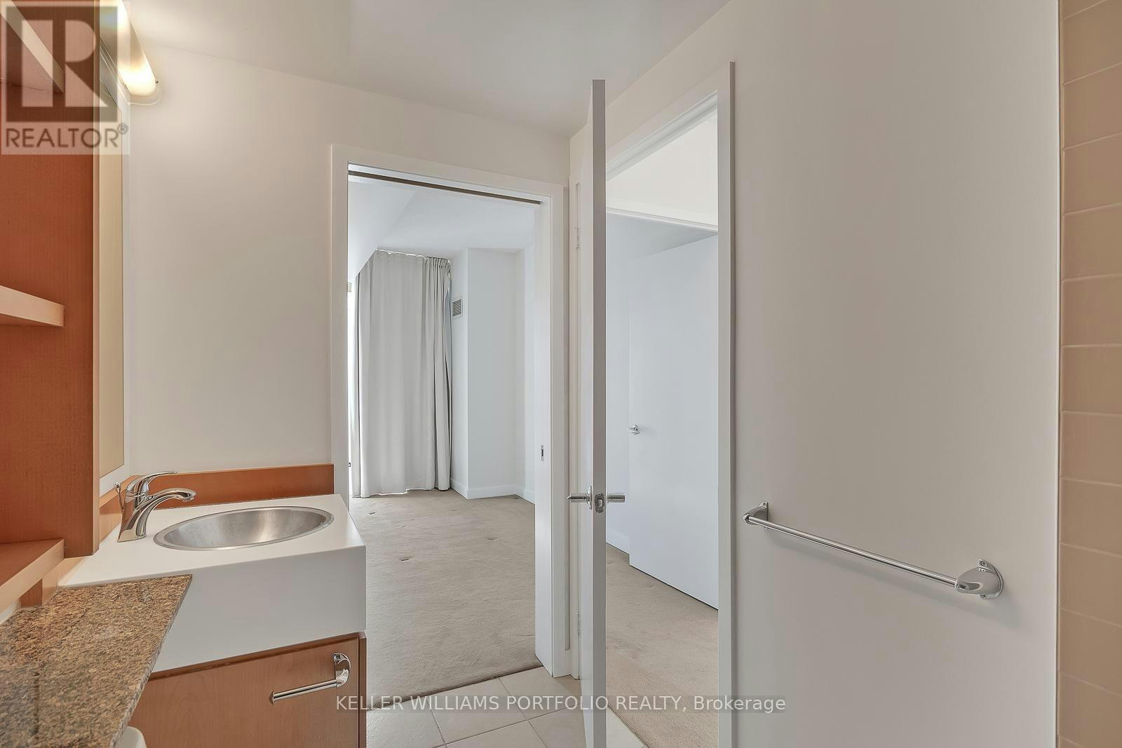 2910-10 Navy Wharf Court, Toronto, ON, M5V 3V2 - 16