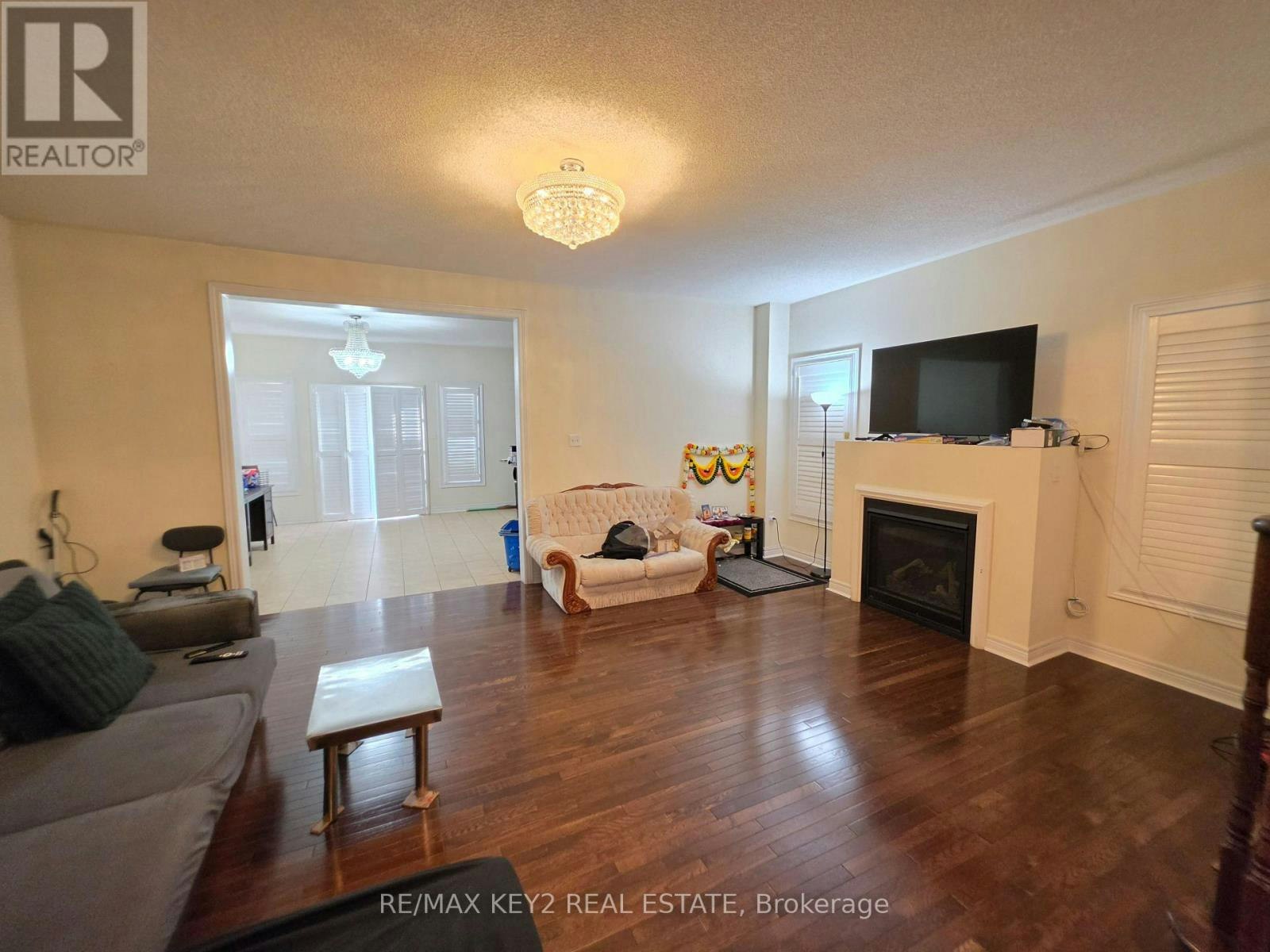 UPPER-1601 Dusty Drive, Pickering, ON, L1X 0C9 - 4