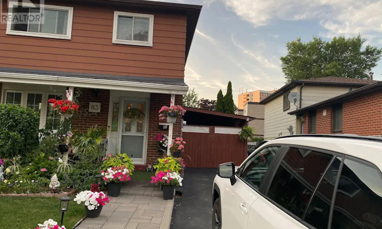 83 Coxworth Crescent