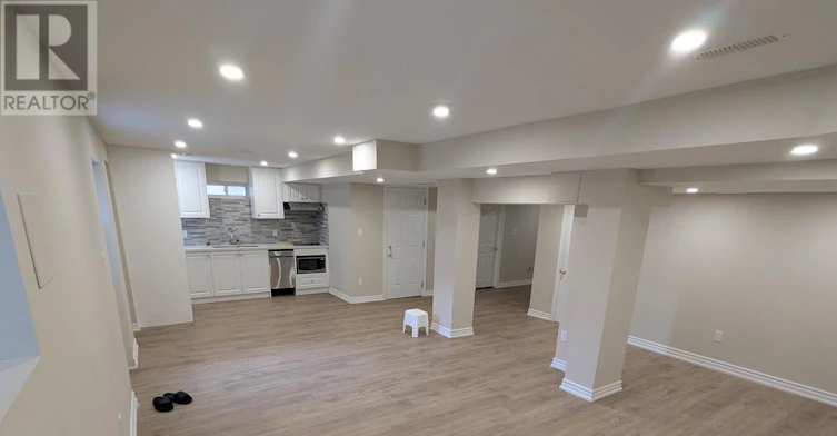 BSMT-37 Hubner Drive, Richmond Hill, ON, L4E 4W7 - 4