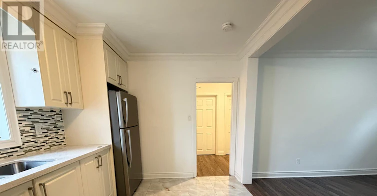 266 Viewmount Avenue, Toronto, ON, M6B 1V2 - 7